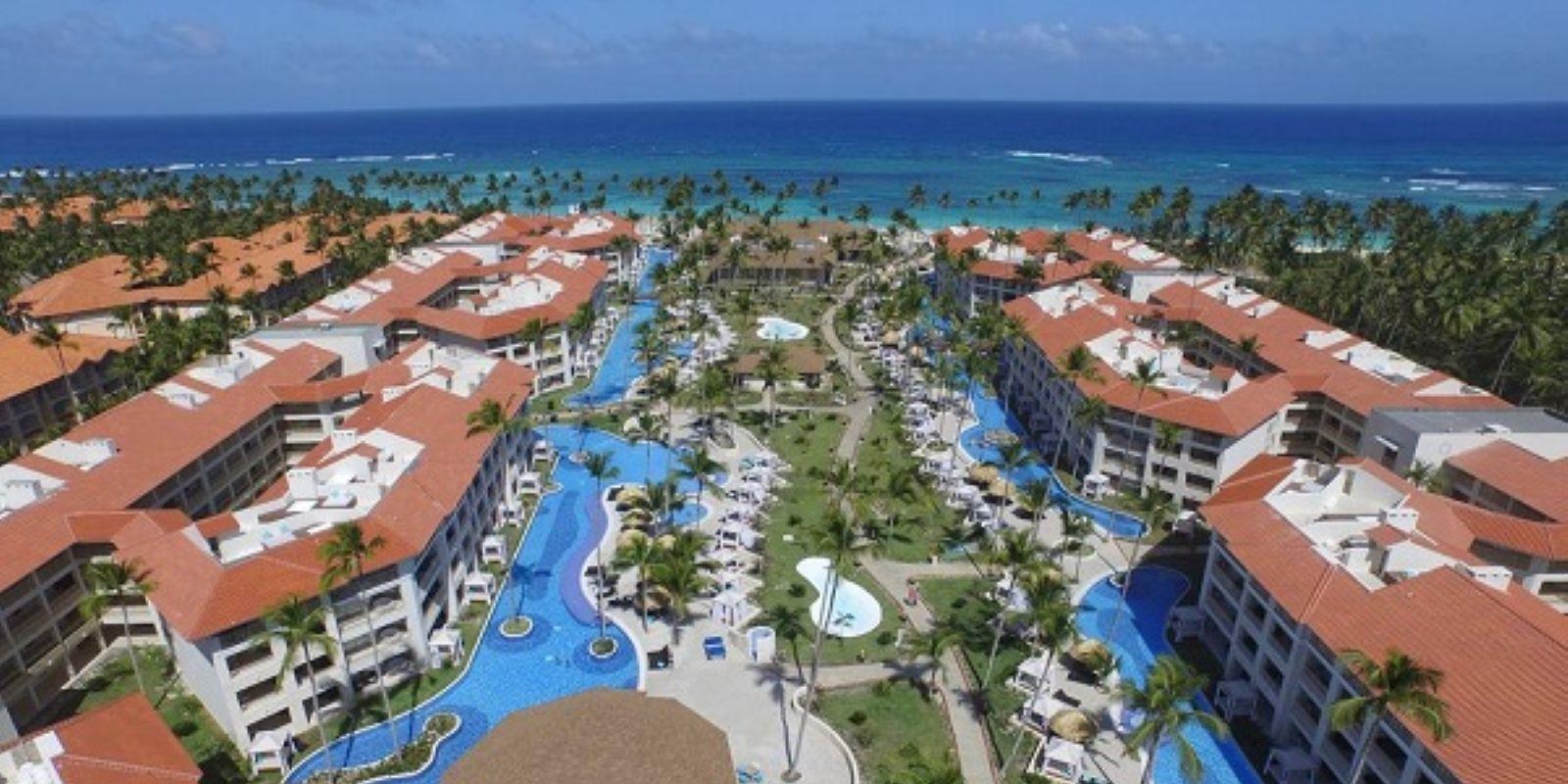 ¿Cómo las amenidades y el diseño influyen en la ocupación turística en la República Dominicana?